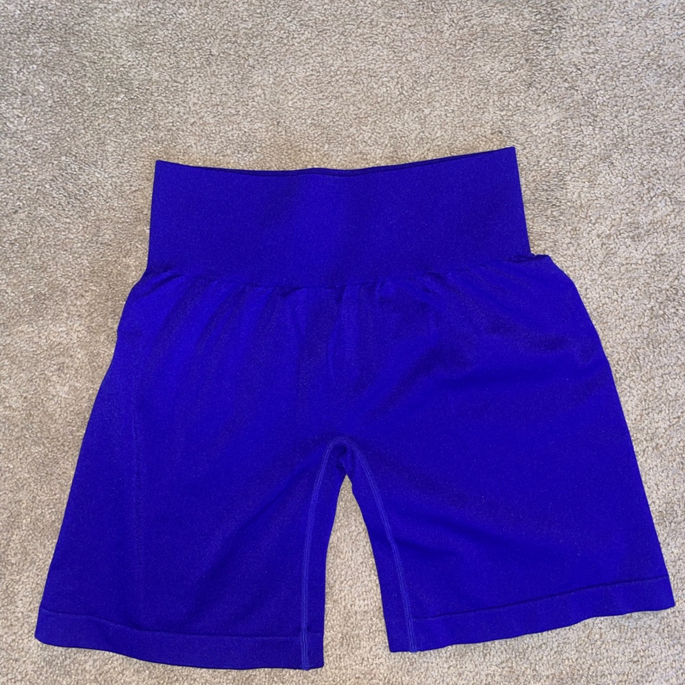 NVGTN Solid Seamless Short